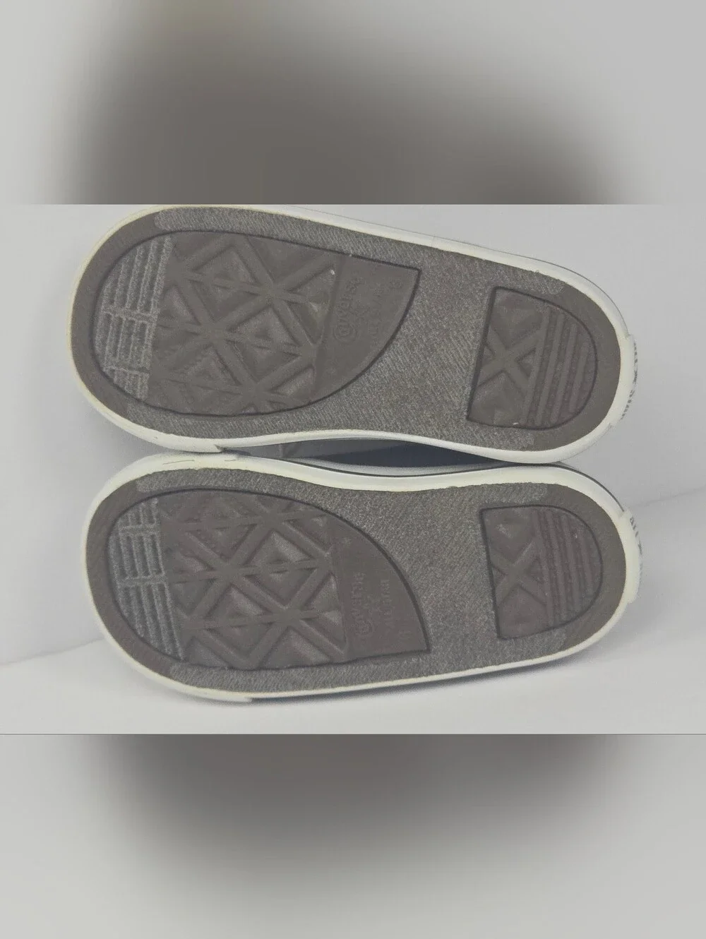 Converse Chuck Taylor All Star Toddler Low-Top Sneakers Size 6